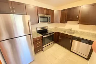 264 Grove St, Newton, MA 02466 - Photo 2