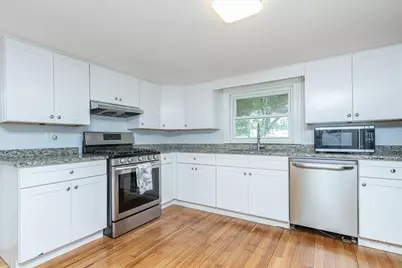 946 Bay Rd. #2, Hamilton, MA 01982 - Photo 8