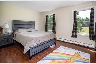511 Old Fall River Rd, Dartmouth, MA 02747 - Photo 32