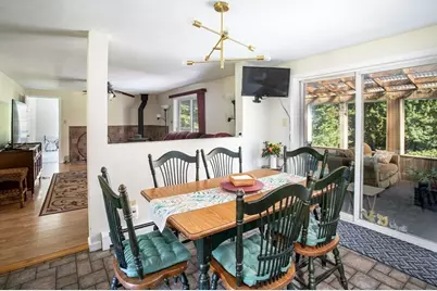 511 Old Fall River Rd, Dartmouth, MA 02747 - Photo 16