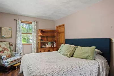 212 Grove St, Clinton, MA 01510 - Photo 10