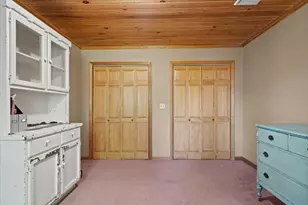 212 Grove St, Clinton, MA 01510 - Photo 16
