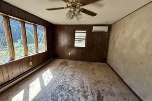 6 Holly St, Oxford, MA 01540 - Photo 10