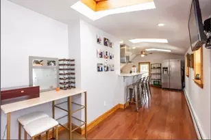 8 Auburn Ct, Saugus, MA 01906 - Photo 2