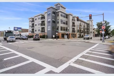 345 D St #13, Boston, MA 02127 - Photo 2