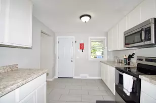 1617 Plumtree Rd, Springfield, MA 01119 - Photo 14