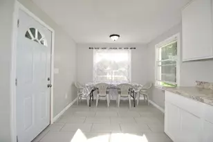 1617 Plumtree Rd, Springfield, MA 01119 - Photo 16