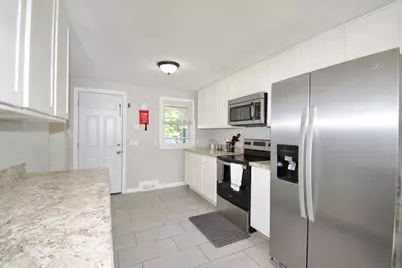 1617 Plumtree Rd #1, Springfield, MA 01119 - Photo 12