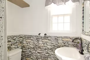 1617 Plumtree Rd, Springfield, MA 01119 - Photo 22