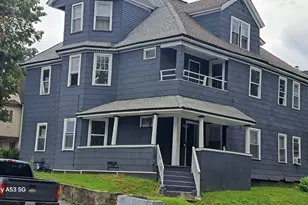 21 Coes St, Worcester, MA 01603 - Photo 8