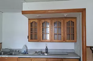 21 Coes St, Worcester, MA 01603 - Photo 16