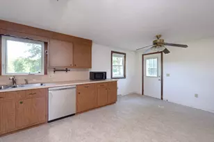 10 Chester Rd, Billerica, MA 01821 - Photo 18