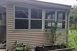 8 Athens St, Auburn, MA 01501 - Photo 20