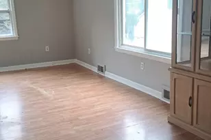 8 Athens St, Auburn, MA 01501 - Photo 6