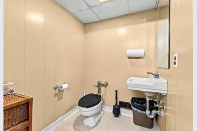 17 Orchard St, New Bedford, MA 02740 - Photo 30
