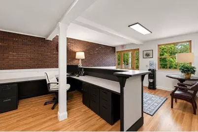 17 Orchard St, New Bedford, MA 02740 - Photo 10