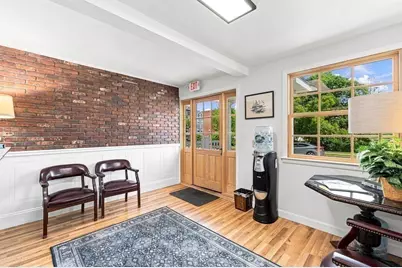 17 Orchard St, New Bedford, MA 02740 - Photo 12