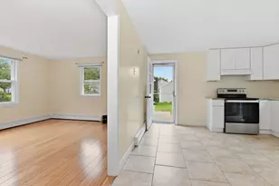 7 Boardman Ln, Attleboro, MA 02703 - Photo 6