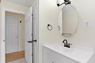 7 Boardman Ln, Attleboro, MA 02703 - Photo 14