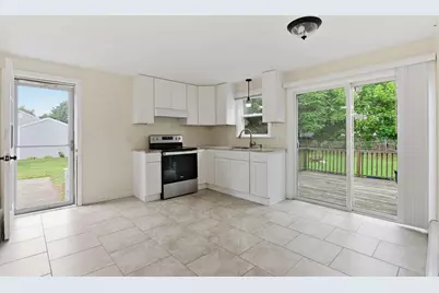 7 Boardman Ln #1, Attleboro, MA 02703 - Photo 8