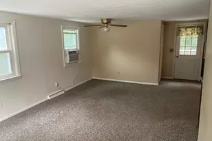19 Blossom St, Clinton, MA 01510 - Photo 4