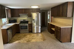 19 Blossom St, Clinton, MA 01510 - Photo 2