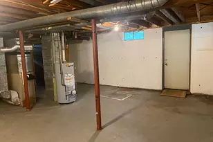 19 Blossom St, Clinton, MA 01510 - Photo 18