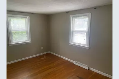 19 Blossom Street, Clinton, MA 01510 - Photo 8