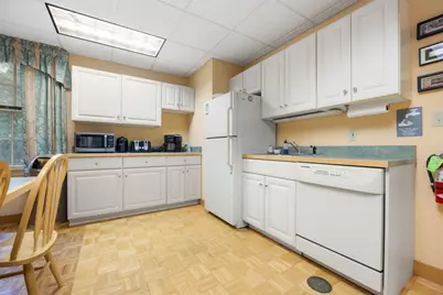 828 Lynn Fells Pkwy, Melrose, MA 02176 - Photo 20