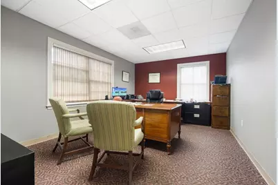 828 Lynn Fells Pkwy, Melrose, MA 02176 - Photo 26