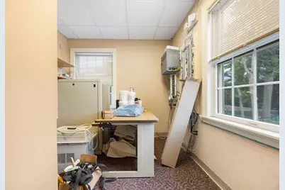 828 Lynn Fells Pkwy, Melrose, MA 02176 - Photo 34