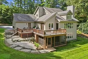 182 High St, Carver, MA 02330 - Photo 2