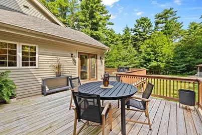 182 High St, Carver, MA 02330 - Photo 6