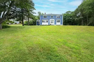 113 River St, Middleton, MA 01949 - Photo 2