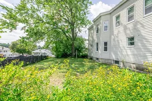 391 Mountain Ave, Revere, MA 02151 - Photo 10