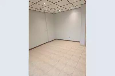 1554 Pleasant St, Fall River, MA 02723 - Photo 16