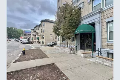 1427 Commonwealth #204, Boston, MA 02135 - Photo 10