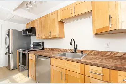 963 Main St #4, Leicester, MA 01524 - Photo 1