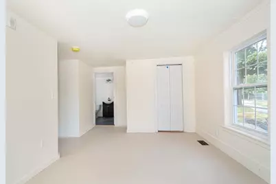 963 Main St #4, Leicester, MA 01524 - Photo 4