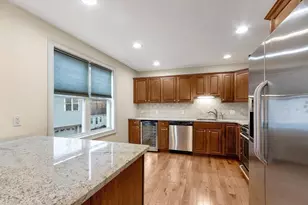 14 Downer Ct, Boston, MA 02122 - Photo 2