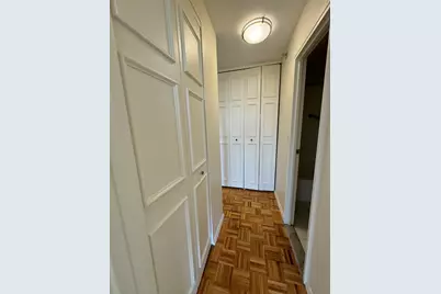 185 Freeman Street #935, Brookline, MA 02446 - Photo 8