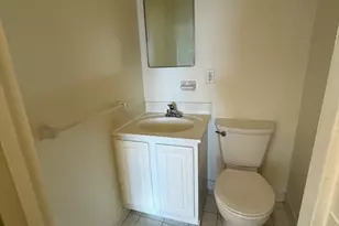 185 Freeman St, Brookline, MA 02446 - Photo 12