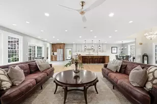13 Bella Vista Dr, East Longmeadow, MA 01028 - Photo 8