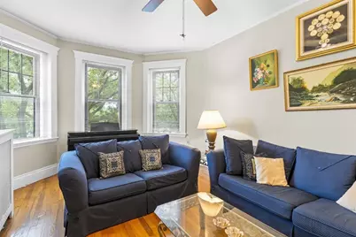 384 Riverway #4, Boston, MA 02115 - Photo 4
