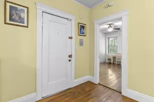 384 Riverway, Boston, MA 02115 - Photo 16