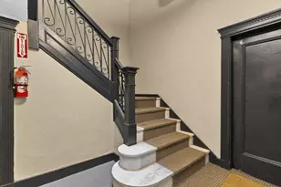 384 Riverway, Boston, MA 02115 - Photo 20