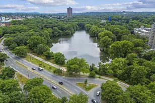 384 Riverway, Boston, MA 02115 - Photo 26