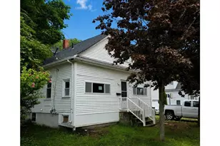 16 Ash St, Fairhaven, MA 02719 - Photo 1