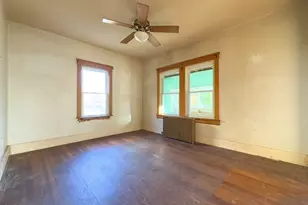 16 Ash St, Fairhaven, MA 02719 - Photo 10