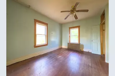 16 Ash St, Fairhaven, MA 02719 - Photo 4